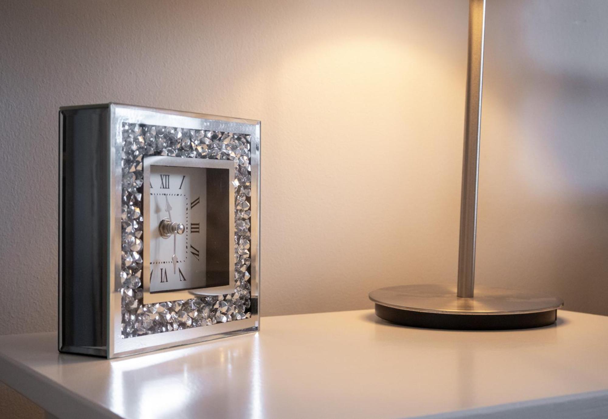 Modern 2 Bed Apartment Near Gatwick Crawley  Exteriér fotografie
